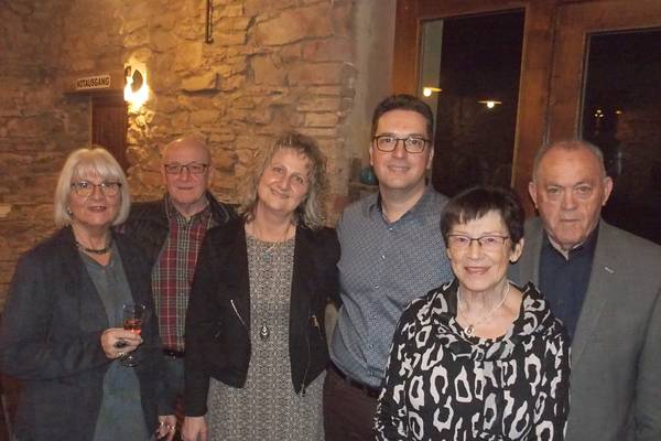 z-comedy-kellner-willy-wichtig-bei nicole&frank-008